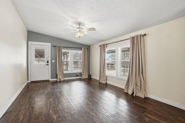 557 Farm to Market 3003, Graham, TX 76450