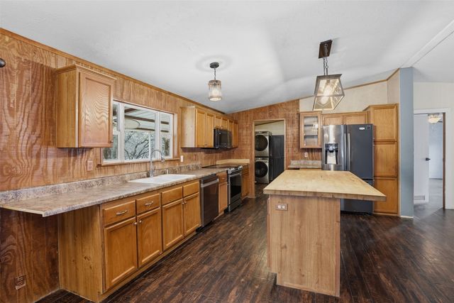 557 Farm to Market 3003, Graham, TX 76450