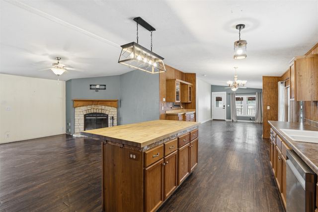 557 Farm to Market 3003, Graham, TX 76450