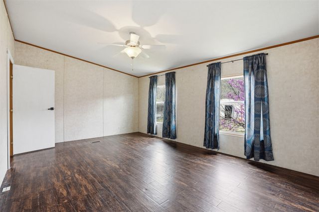 557 Farm to Market 3003, Graham, TX 76450