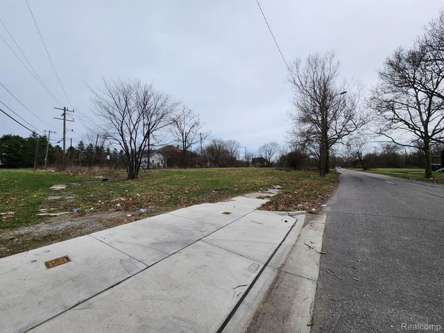 948 KITCHENER Street, Detroit, MI 48215