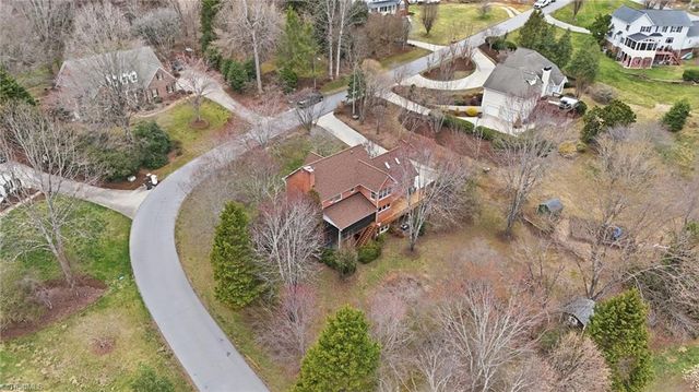 2027 Fairview Circle, Wilkesboro, NC 28697