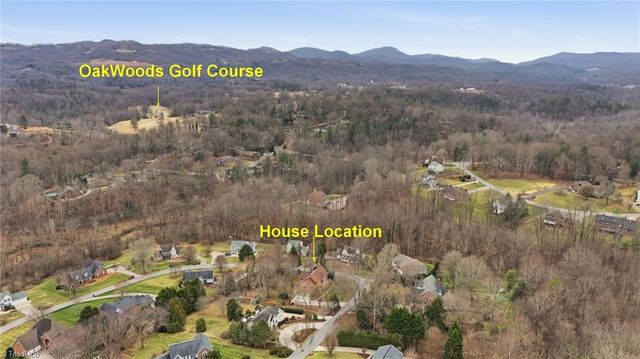2027 Fairview Circle, Wilkesboro, NC 28697