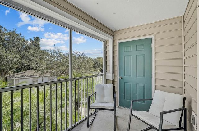 8827 MANOR LOOP 204, Lakewood Ranch, FL 34202