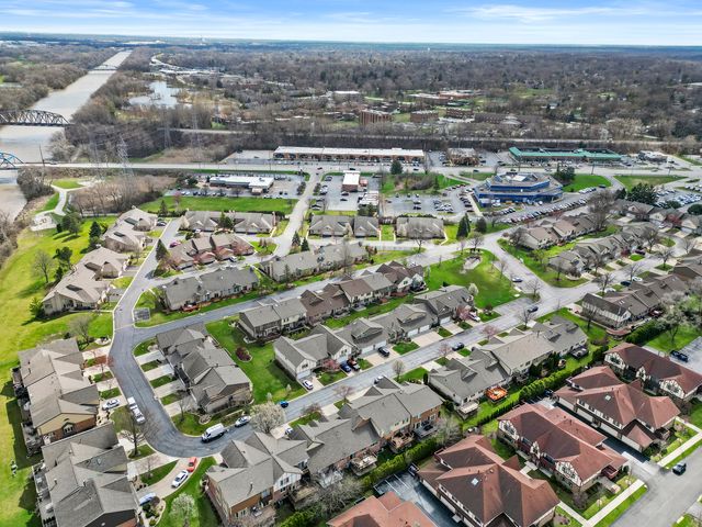 11742 Lighthouse Lane, Palos Heights, IL 60463