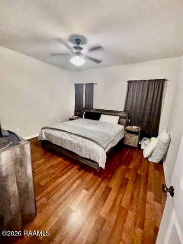 114 St Kenan Street, Youngsville, LA 70592