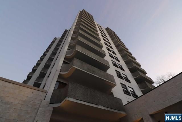 1600 Center Avenue 1E, Fort Lee, NJ 07024