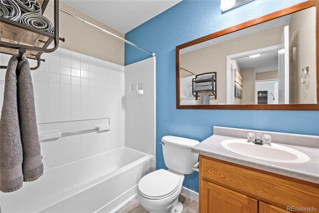 4067 Andes Way, Denver, CO 80249