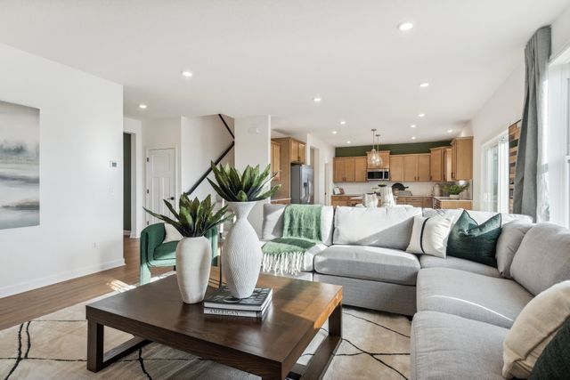 1742 Upper 141st Street E, Rosemount, MN 55068