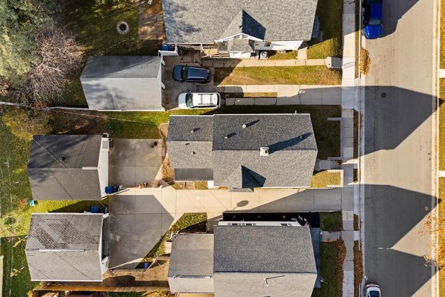 215 Lincoln AVENUE, Sheboygan, WI 53081