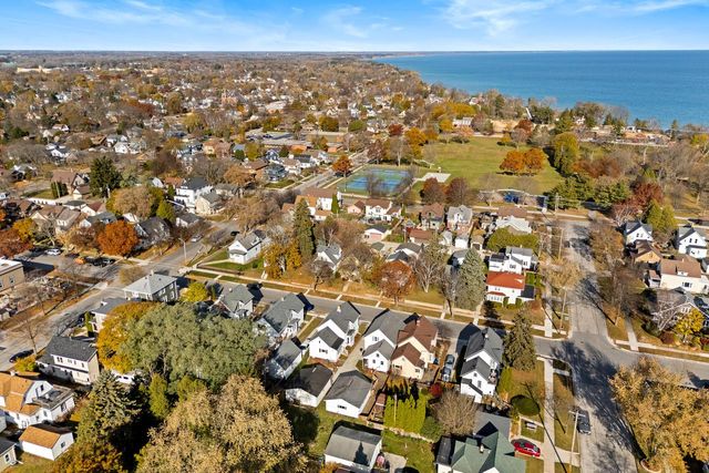 215 Lincoln AVENUE, Sheboygan, WI 53081