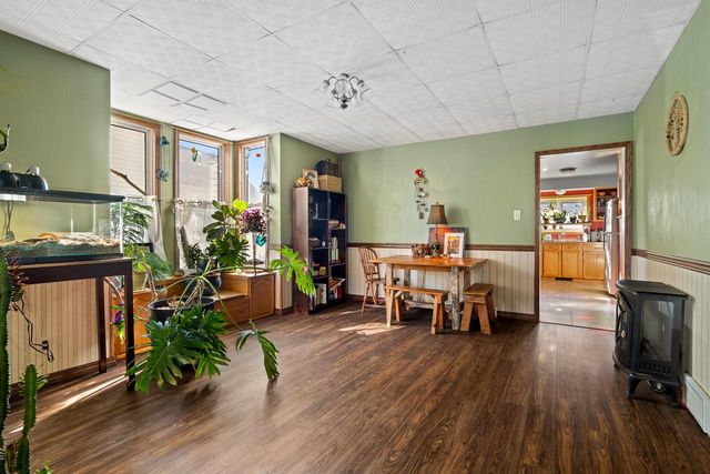 215 Lincoln AVENUE, Sheboygan, WI 53081