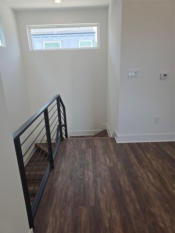 7601 Carver Ave 2, Austin, TX 78752