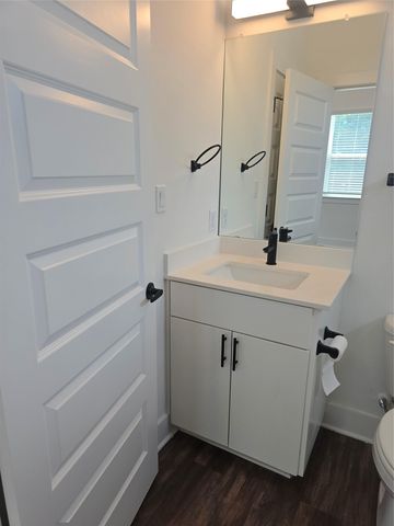 7601 Carver Ave 2, Austin, TX 78752
