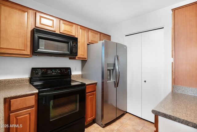 1880 E MORTEN Avenue 223, Phoenix, AZ 85020