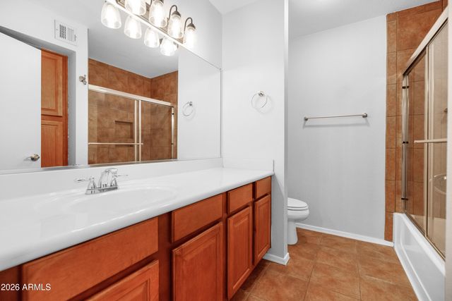 1880 E MORTEN Avenue 223, Phoenix, AZ 85020