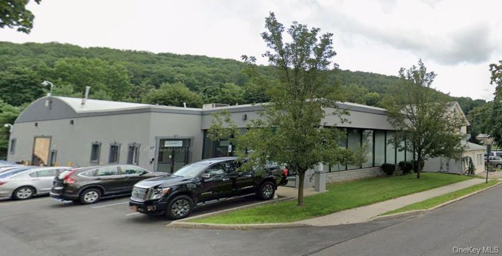 17 Washington Avenue, Suffern, NY 10901 — exterior
