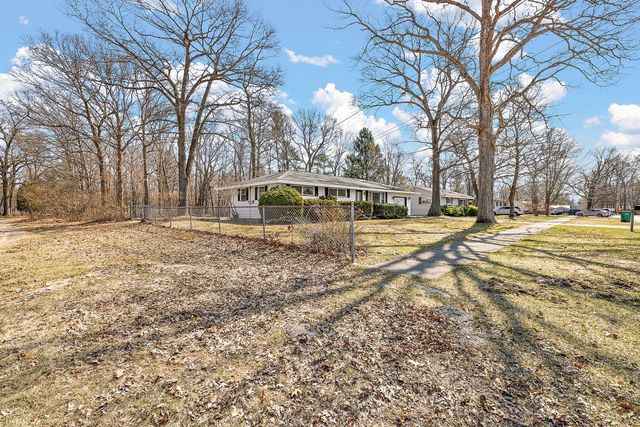 1288 Aspacia Street, Laketon Twp, MI 49445