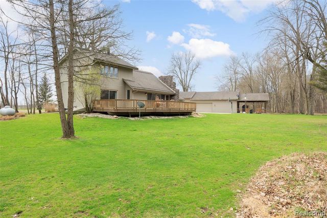 9247 Schrepfer Road, Howell, MI 48855