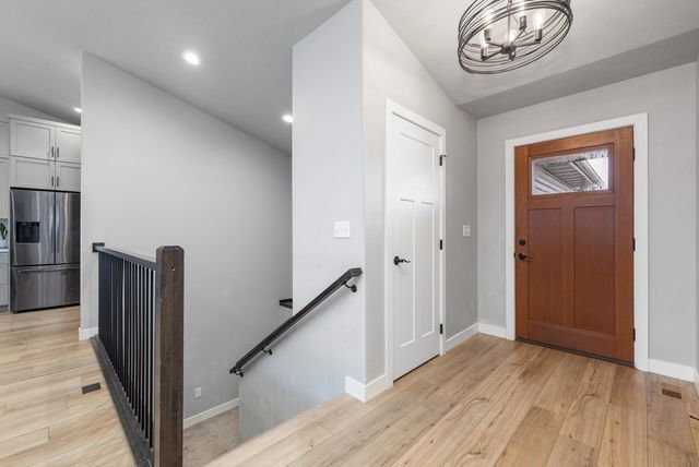 4401 24th St SE, Minot, ND 58701