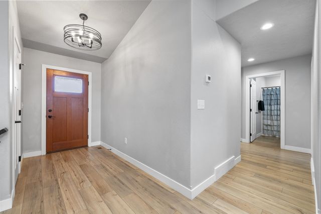 4401 24th St SE, Minot, ND 58701