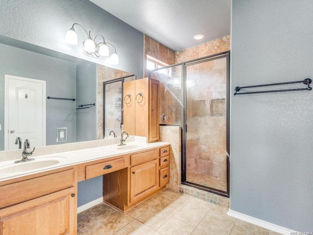 10306 Elizabeth, San Antonio, TX 78240