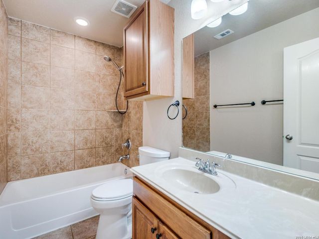 10306 Elizabeth, San Antonio, TX 78240