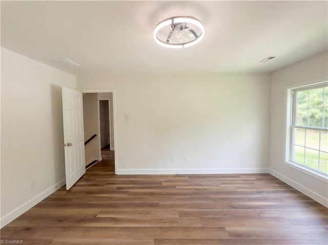 2802 Kinsey Court, Summerfield, NC 27358