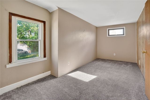 819 Monterey St, Duquesne, PA 15110