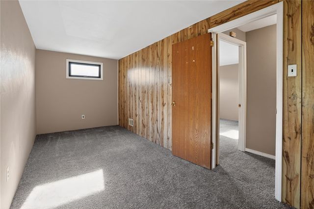 819 Monterey St, Duquesne, PA 15110