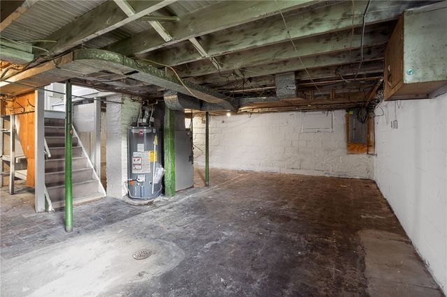 819 Monterey St, Duquesne, PA 15110