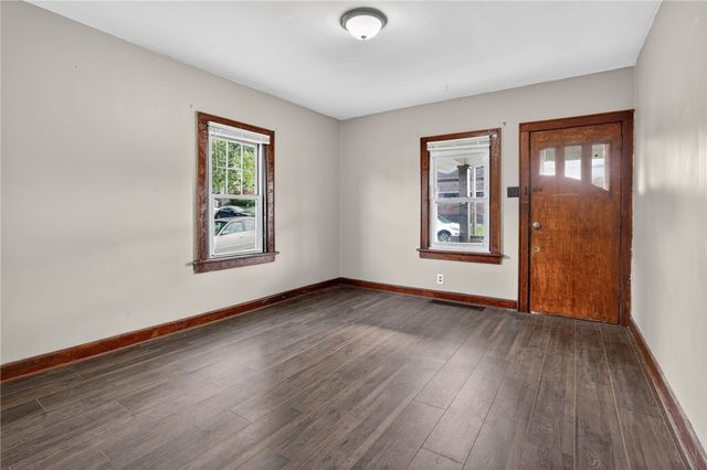 819 Monterey St, Duquesne, PA 15110