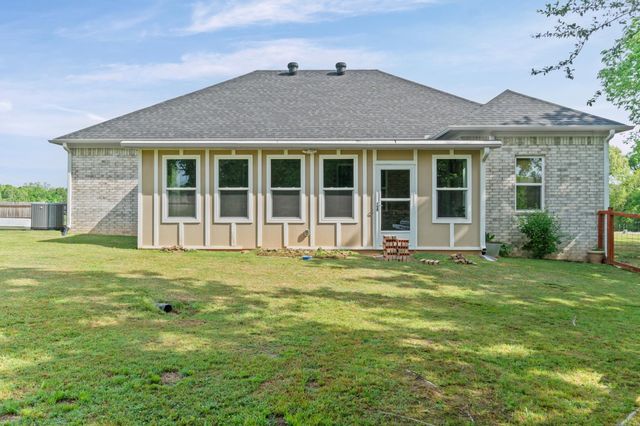 27 Marthas Field Drive, Greenbrier, AR 72058