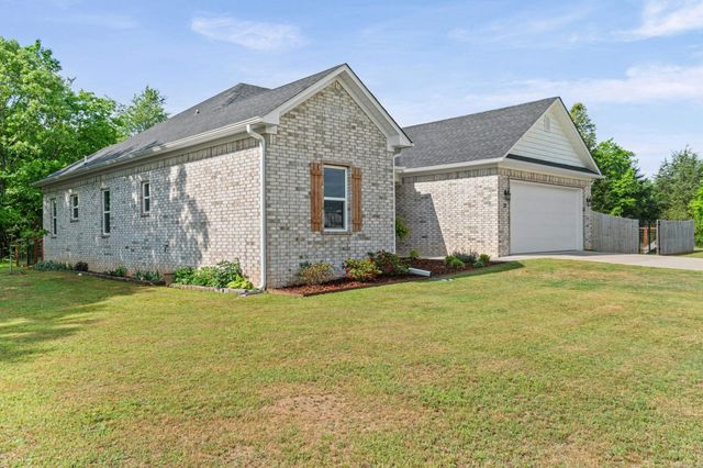 27 Marthas Field Drive, Greenbrier, AR 72058