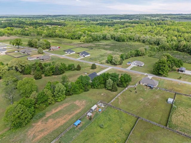 27 Marthas Field Drive, Greenbrier, AR 72058
