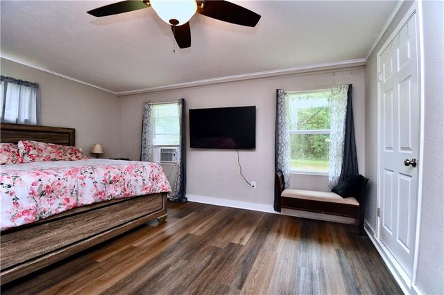 76 LITTLE JOHN Lane, Dry Prong, LA 71423