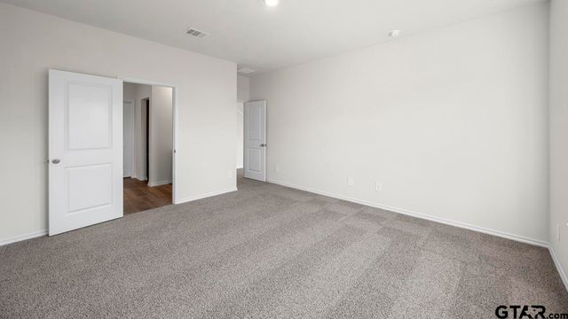 5028 Shumard Drive, Lindale, TX 75771
