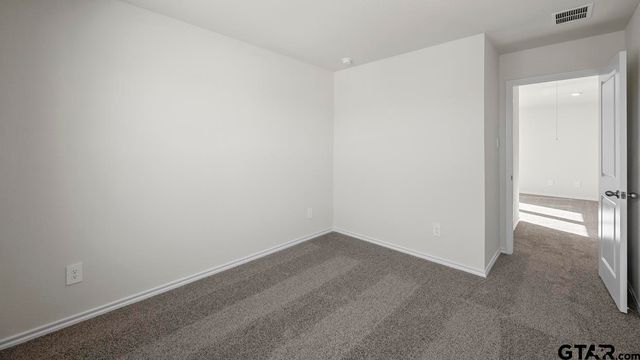 5028 Shumard Drive, Lindale, TX 75771