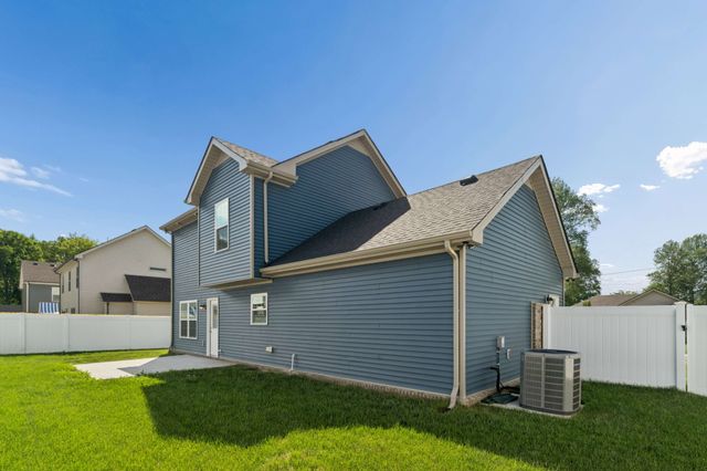 230 Timber Cir, Manchester, TN 37355