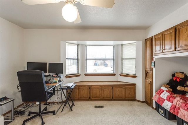 6200 Westpark Drive, Oklahoma City, OK 73142