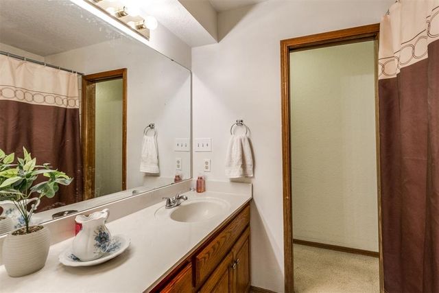 6200 Westpark Drive, Oklahoma City, OK 73142