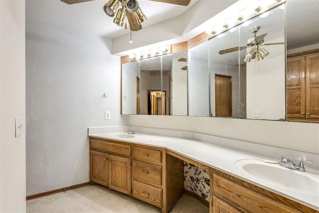 6200 Westpark Drive, Oklahoma City, OK 73142