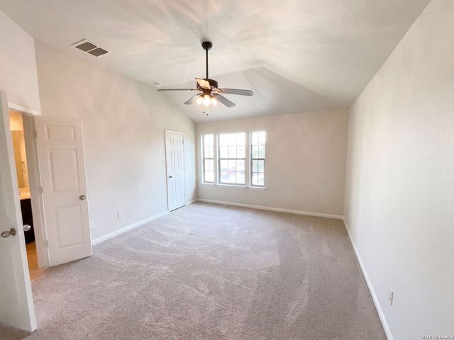 10247 Villa Del Lago, San Antonio, TX 78245