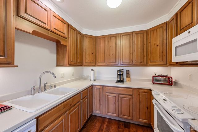 4171 Silverado Trl, Napa, CA 94558