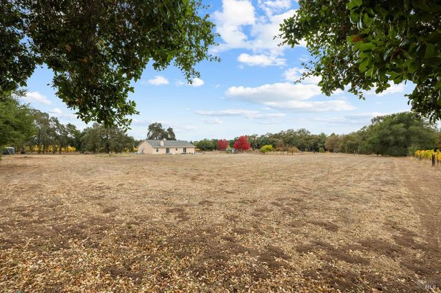 4171 Silverado Trl, Napa, CA 94558