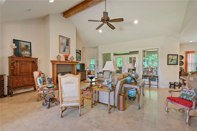 4698 River Valley Drive, Bryan, TX 77808