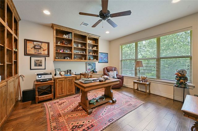 4698 River Valley Drive, Bryan, TX 77808
