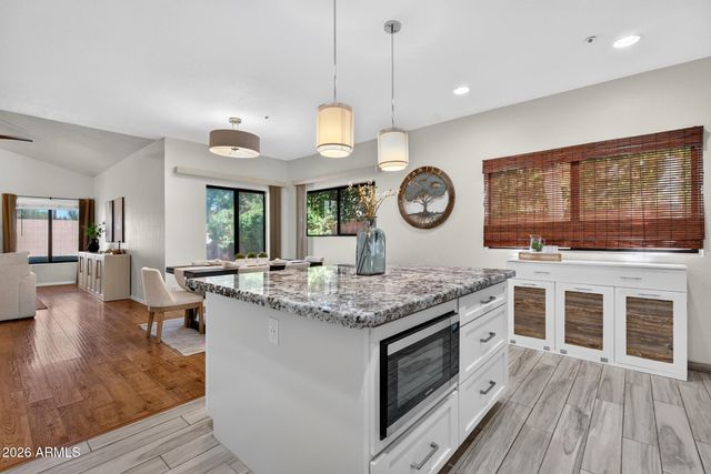 4747 N 84TH Way, Scottsdale, AZ 85251
