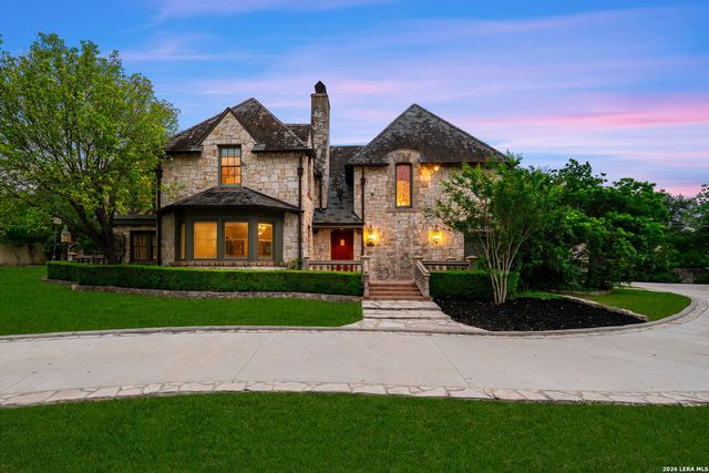 604 E Olmos, Olmos Park, TX 78212