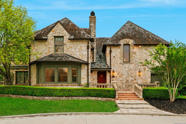604 E Olmos, Olmos Park, TX 78212